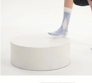 LIMISEVEN · Fresh Plaid Diamond Split-Toe Socks