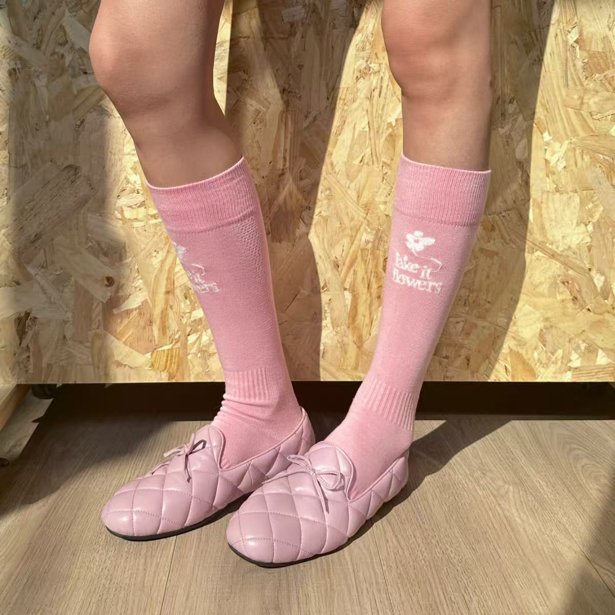 Limiseven letters FIF small flower mid-calf unisex socks
