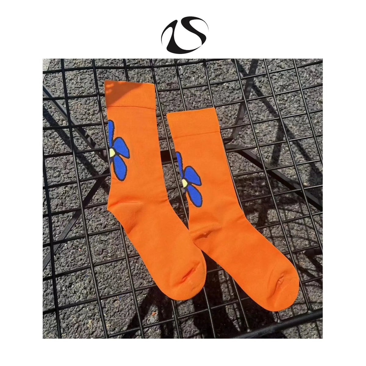 LIMISEVEN · Orange Graffiti Mid-Calf Socks