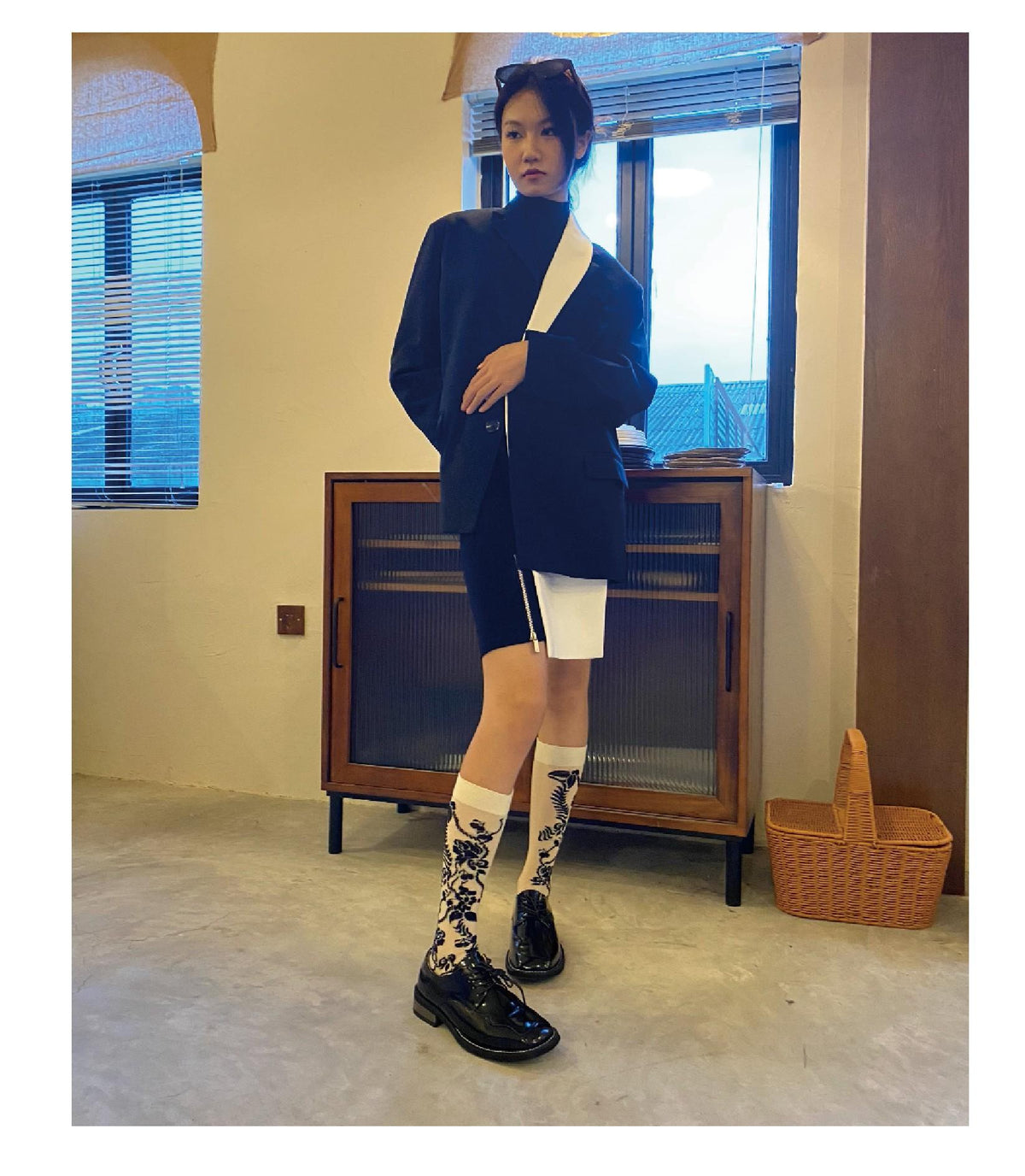 LIMISEVEN · Vintage Pattern Lightweight Socks