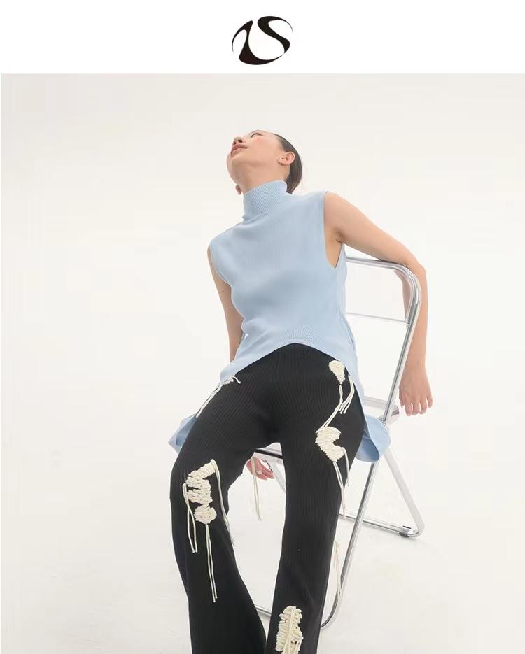 LIMISEVEN · Textured Yarn Patchwork Knit Trousers