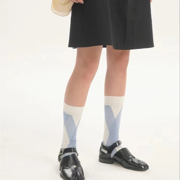 LIMISEVEN · Fresh Plaid Diamond Split-Toe Socks