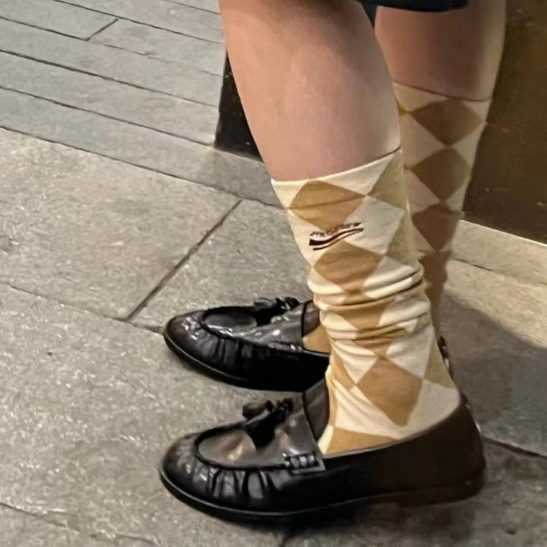 LIMISEVEN · Wool Diamond Plaid Mid-Calf Socks
