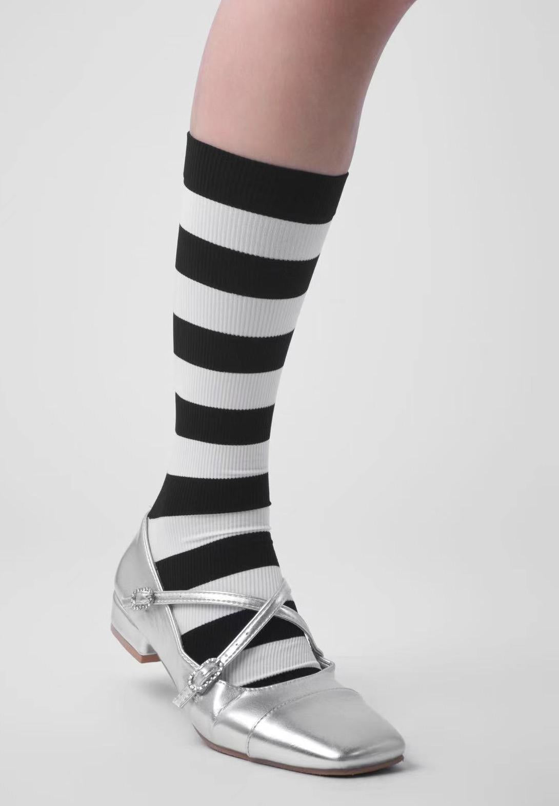 LIMISEVEN · Vintage Striped and Houndstooth Mid-Calf Socks