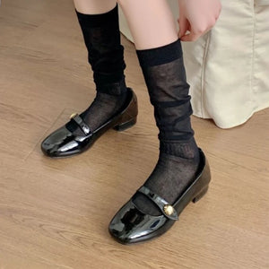 LIMISEVEN · Lightweight Solid-Color Ribbed Mid-Calf Socks