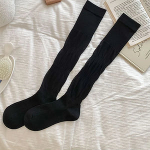 LIMISEVEN · Solid-Color Ribbed Mid-Calf Slouch Socks