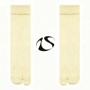 LIMISEVEN · Lightweight Solid-Color Split-Toe Socks