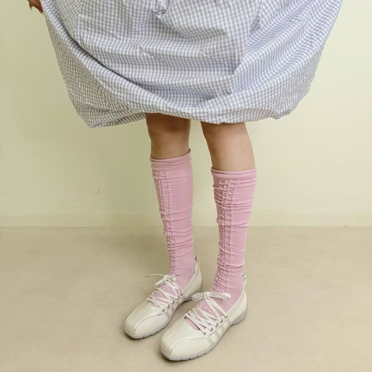 limiseven 3D wave floral pattern stacked over-the-knee socks