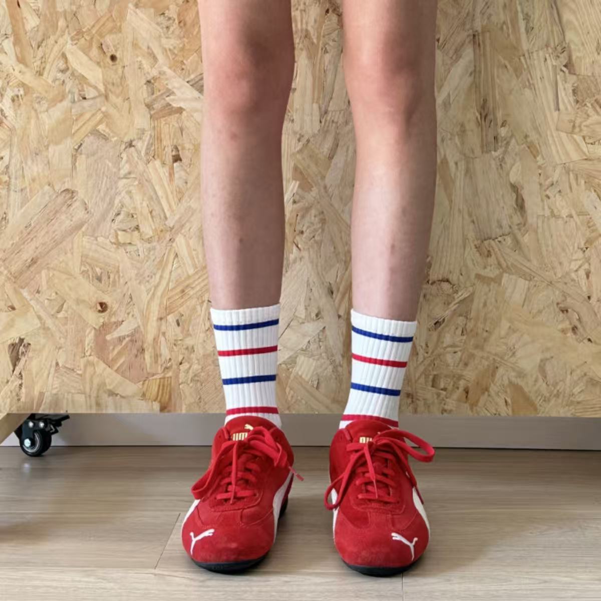 Limiseven rainbow stripe gradient mid-calf socks